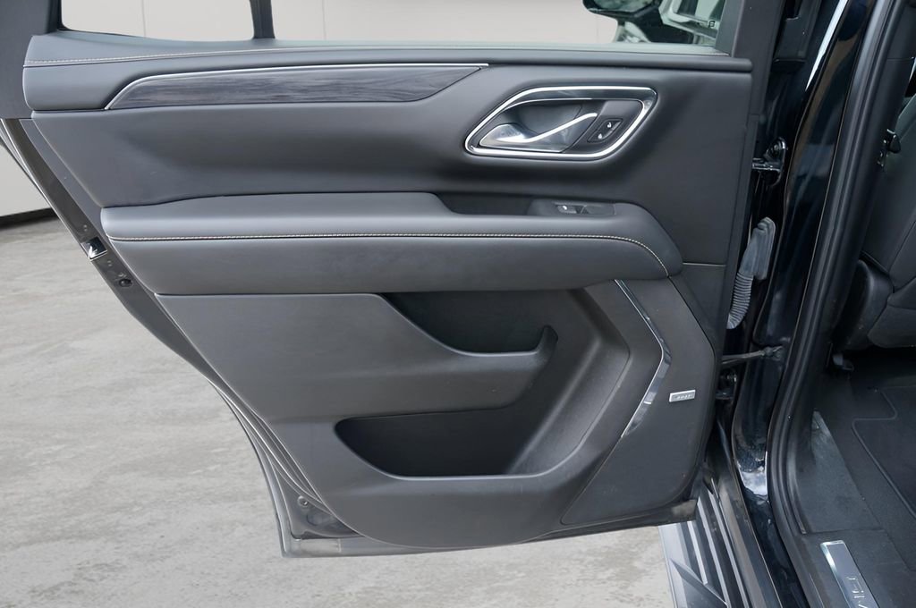 Used 2023 GMC Yukon SLT image 7