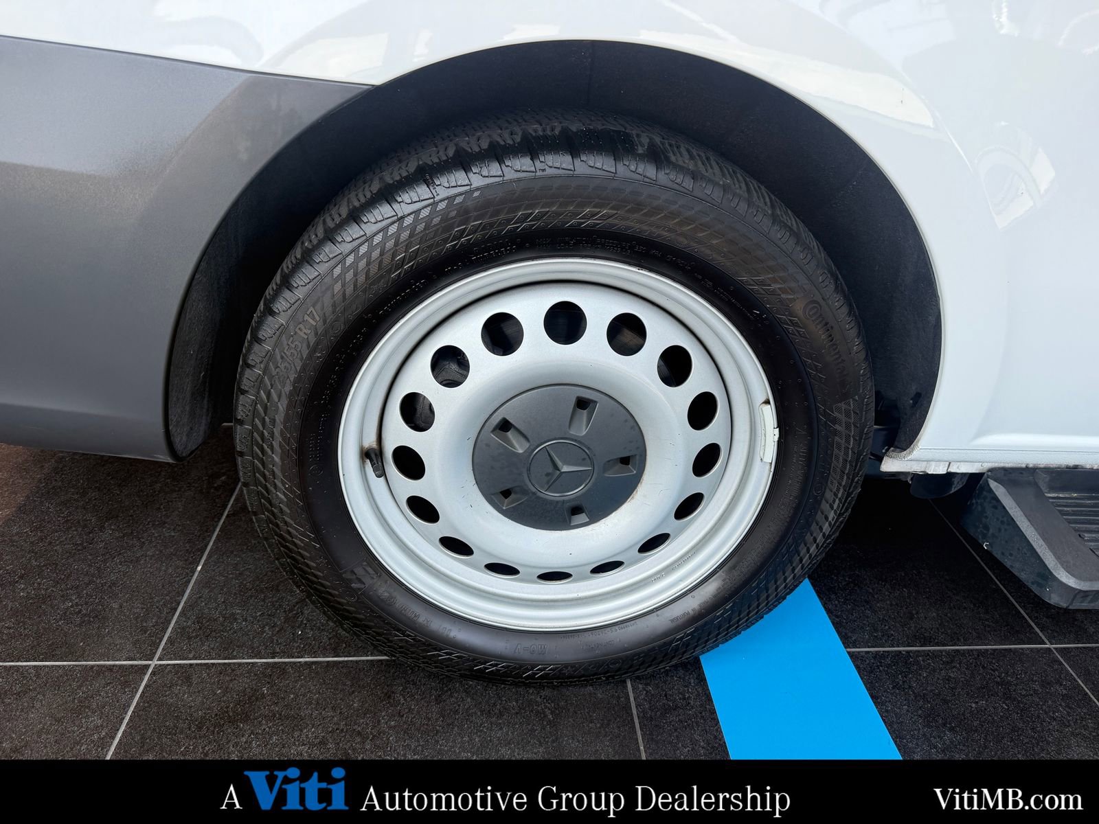 Used 2023 Mercedes-Benz Metris image 12