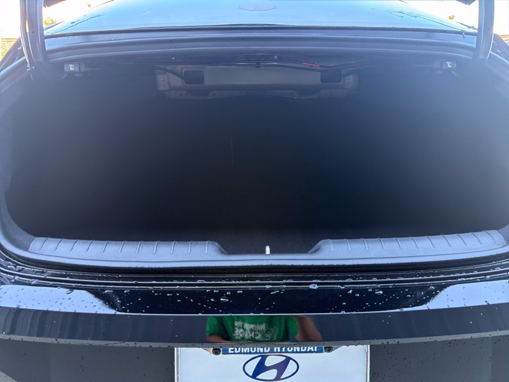 New 2026 Hyundai Elantra SEL Sport FWD image 31