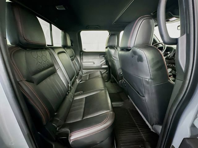 Used 2023 Nissan Frontier PRO-4X w/ Pro-4X Premium Package image 27