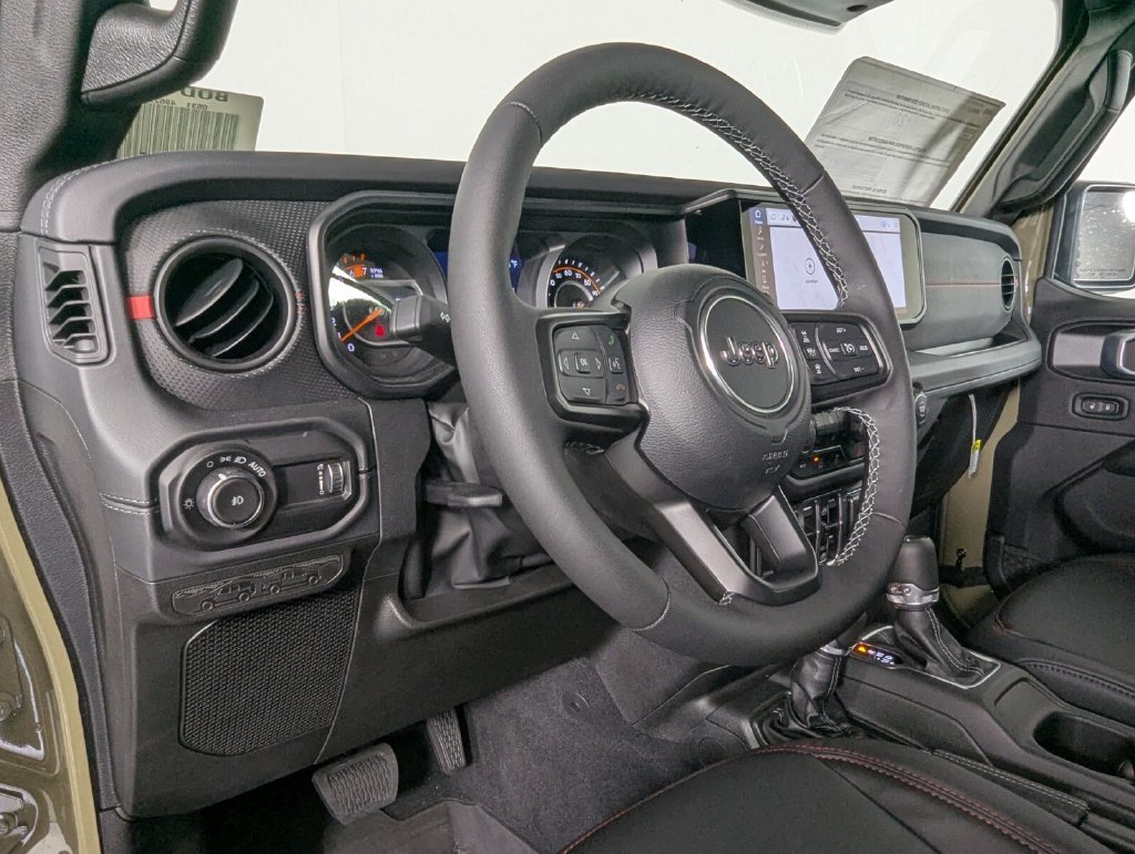 New 2026 Jeep Wrangler Unlimited Rubicon AWD/4WD image 13