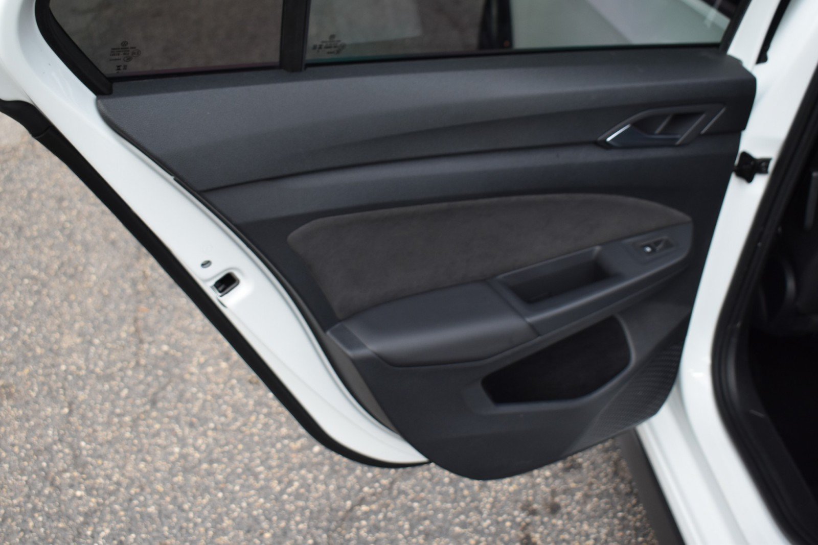 Used 2023 Volkswagen GTI 40th Anniversary Edition FWD image 35