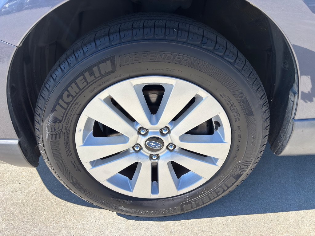 Used 2015 Subaru Outback 2.5i Premium AWD/4WD image 11