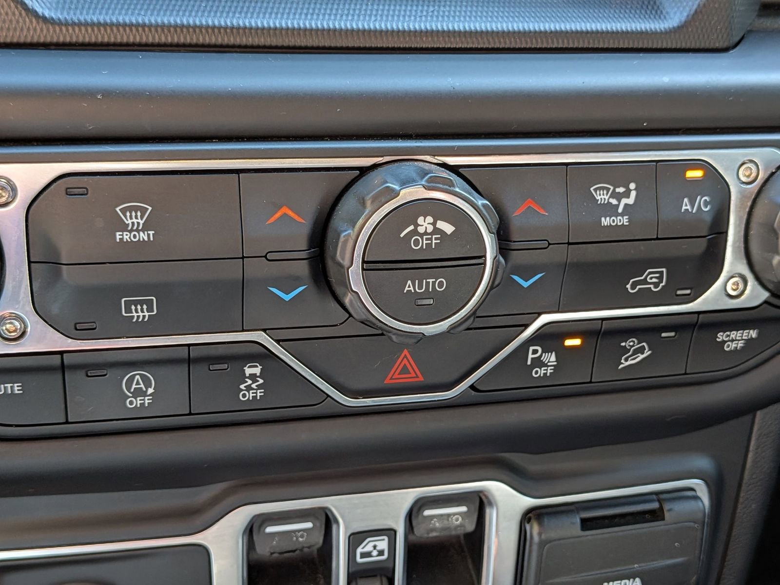 Used 2019 Jeep Wrangler Unlimited Rubicon image 24