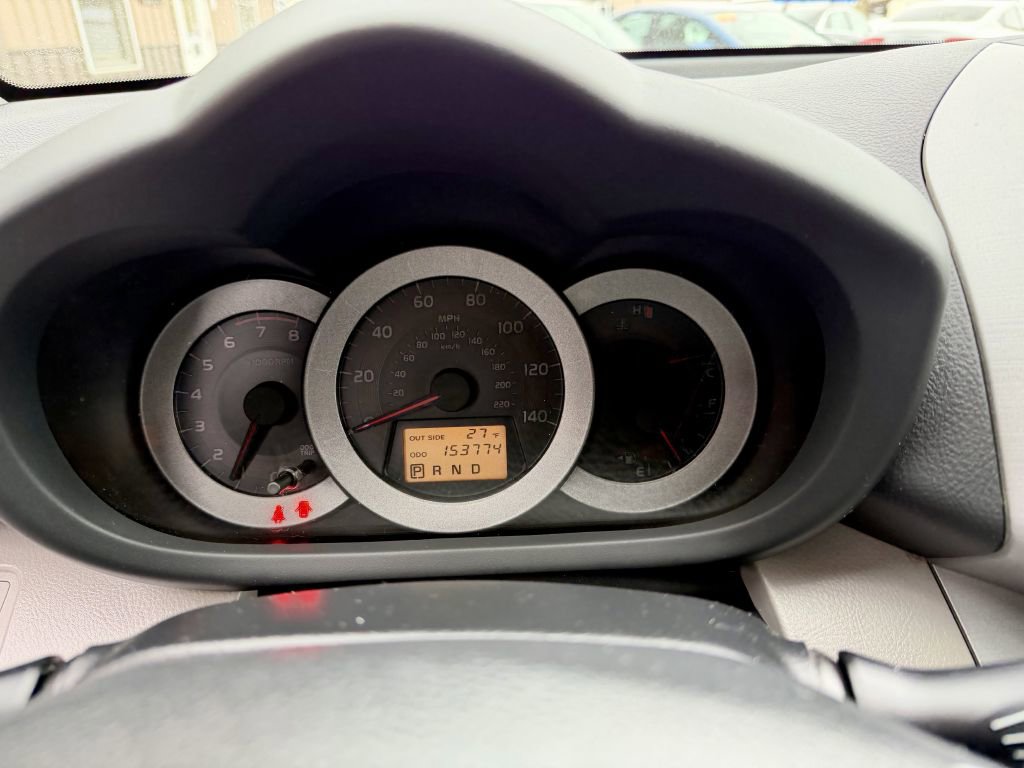 Used 2006 Toyota RAV4 Limited image 14