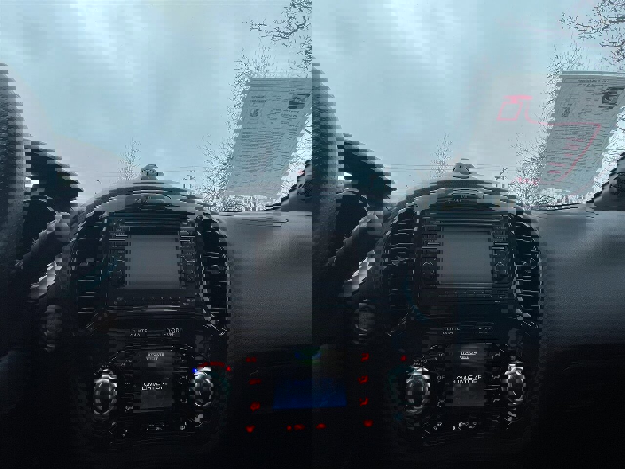 Used 2012 Nissan Juke SV image 9