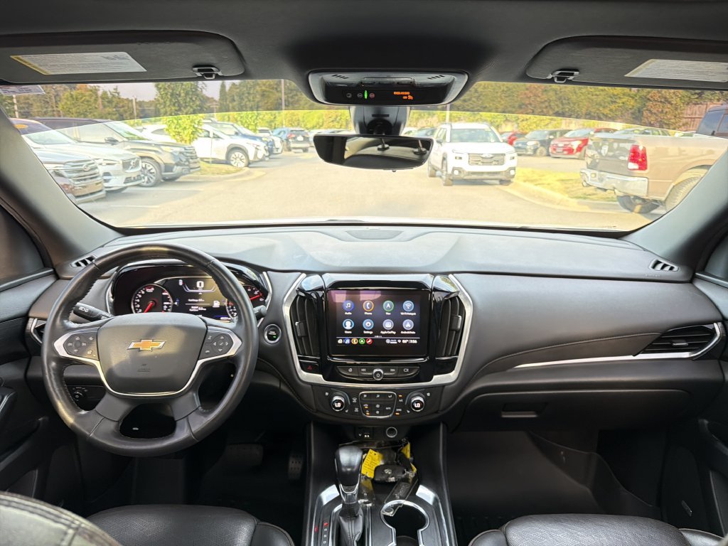 Used 2022 Chevrolet Traverse High Country FWD image 22