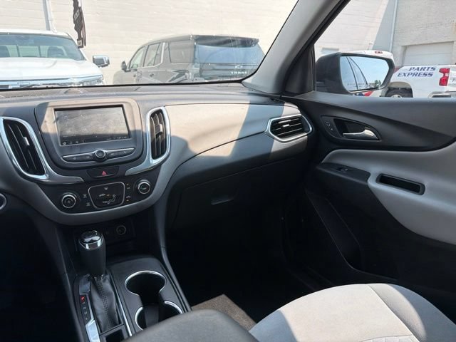 Used 2019 Chevrolet Equinox LS AWD/4WD image 22