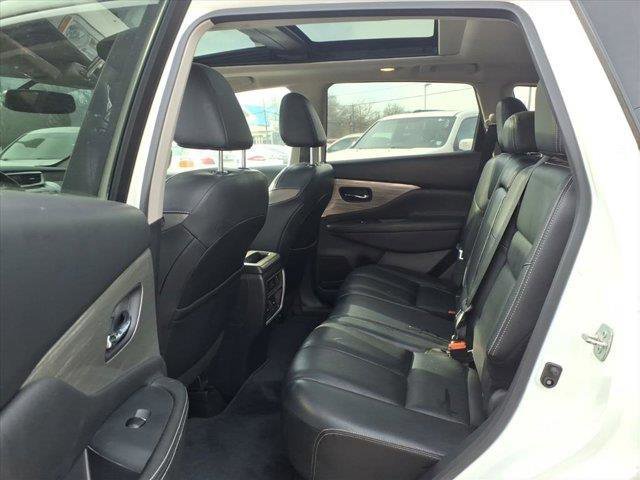 Used 2018 Nissan Murano SL w/ Moonroof Package image 14