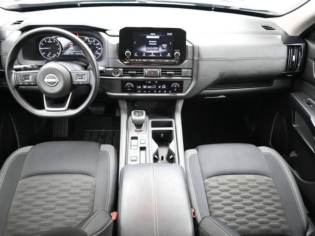 Used 2024 Nissan Pathfinder S FWD image 19