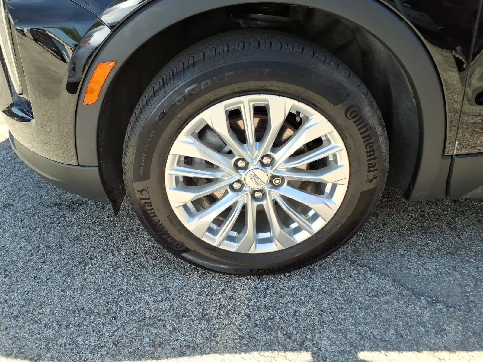 Used 2024 Cadillac XT4 Luxury AWD/4WD image 4