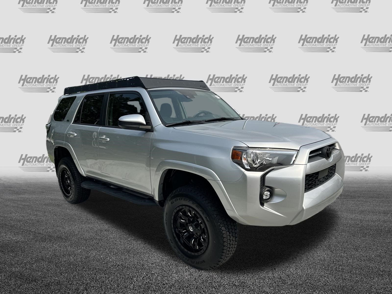 Used 2021 Toyota 4Runner SR5 AWD/4WD image 2