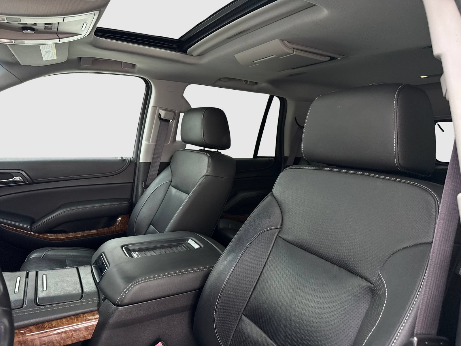 Used 2017 Chevrolet Tahoe Premier AWD/4WD image 15