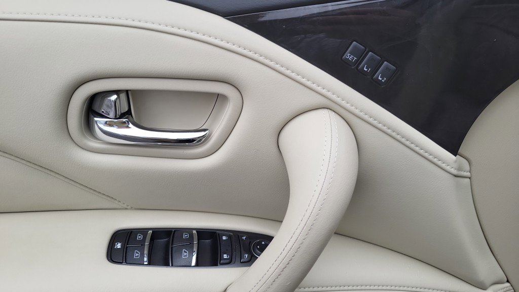 Used 2024 INFINITI QX80 Luxe w/ Cargo Package image 15