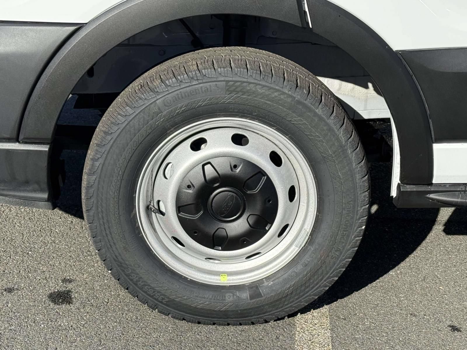 New 2026 Ford Transit 250 Low Roof w/ Load Area Protection Package RWD image 9
