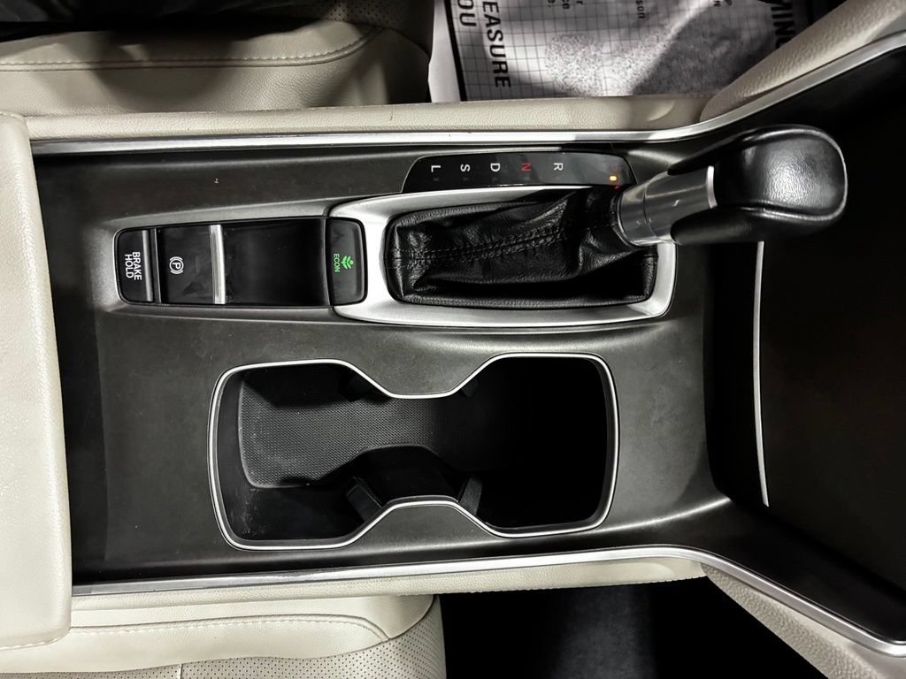 Used 2019 Honda Accord EX-L image 23