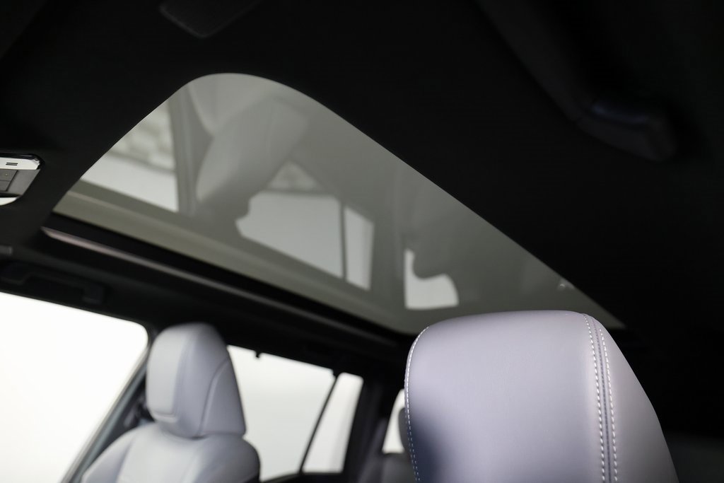 Used 2025 Lexus GX 550 image 39