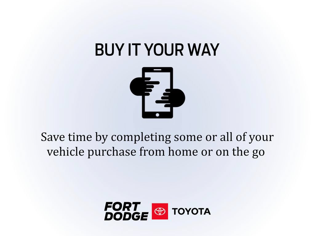 Used 2015 Toyota Sienna XLE w/ XLE Navigation Package FWD image 20