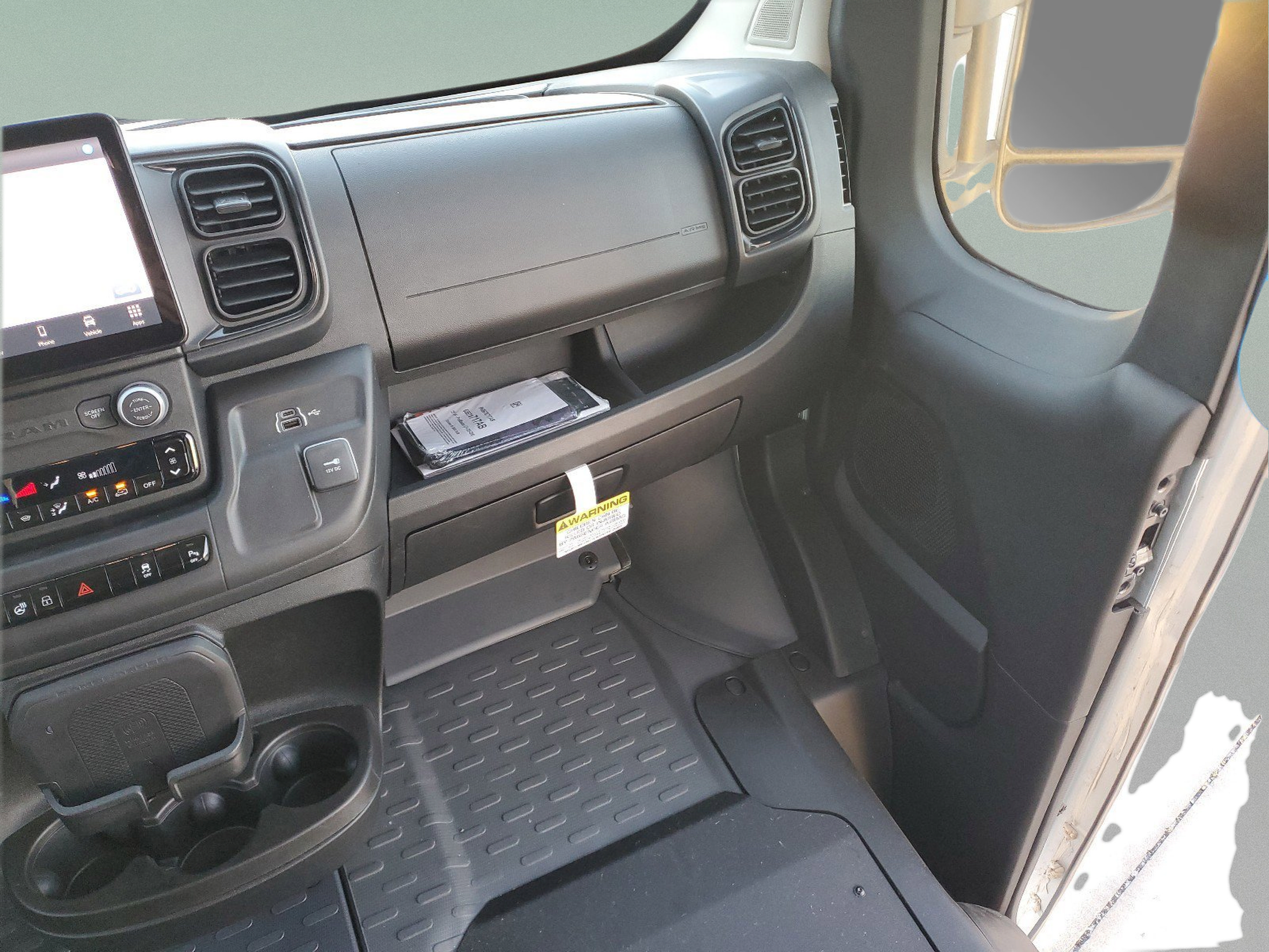 New 2025 RAM ProMaster 3500 FWD image 15