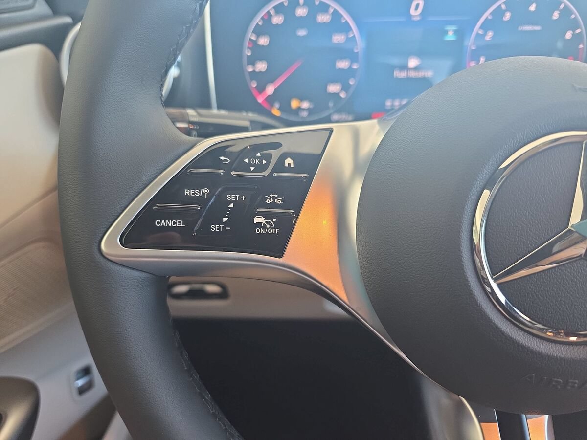New 2026 Mercedes-Benz C 300 4MATIC Sedan image 17