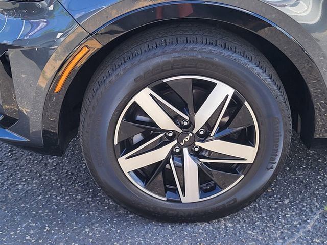 Used 2023 Kia Sorento S image 8