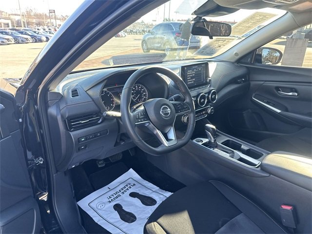 Used 2023 Nissan Sentra SR w/ Midnight Edition Package image 13