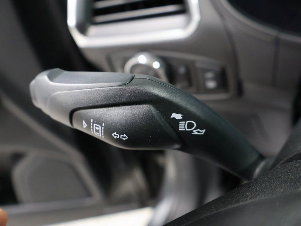 Used 2024 Ford Edge Titanium image 40