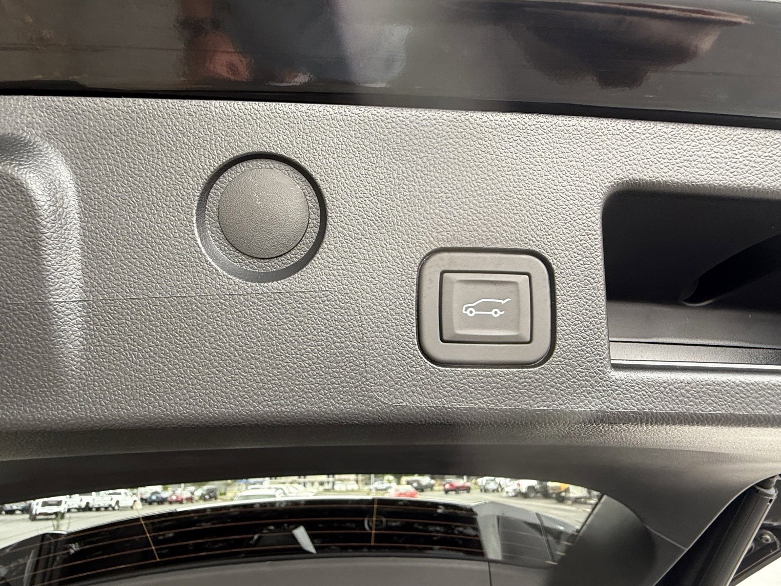 New 2026 GMC Terrain AT4 w/ Convenience Package III image 31