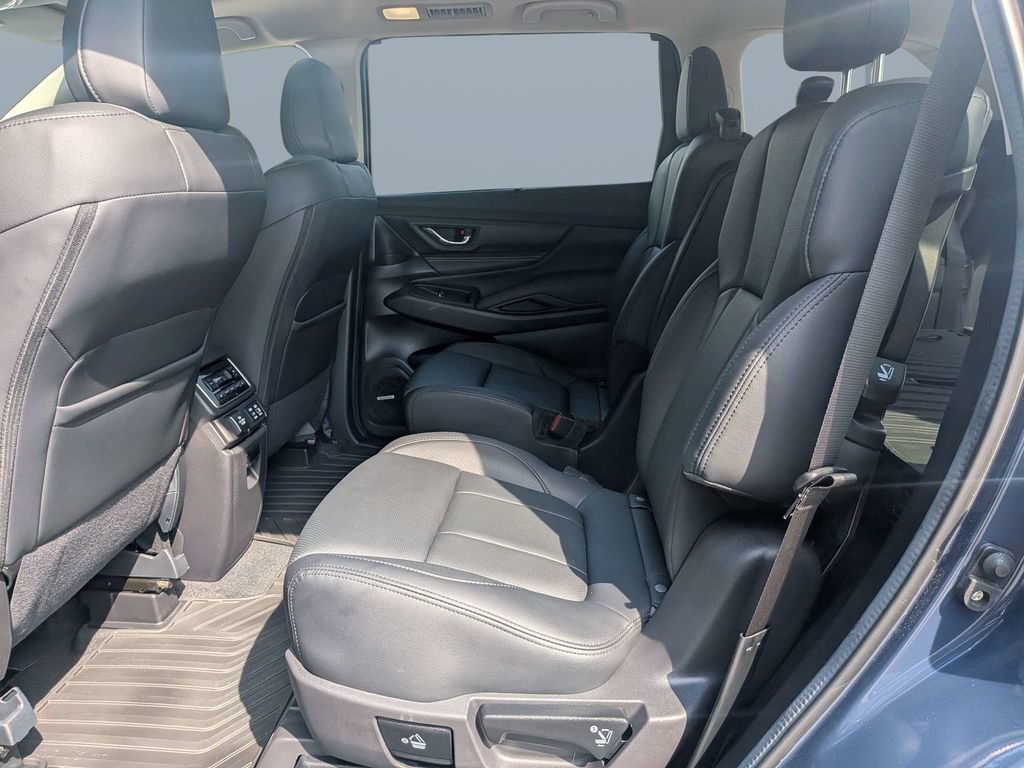 Certified 2025 Subaru Ascent Bronze Edition AWD/4WD image 14