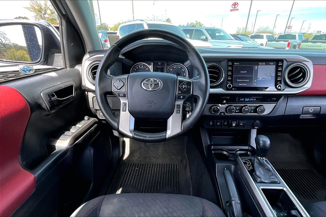 Used 2022 Toyota Tacoma SR5 image 8