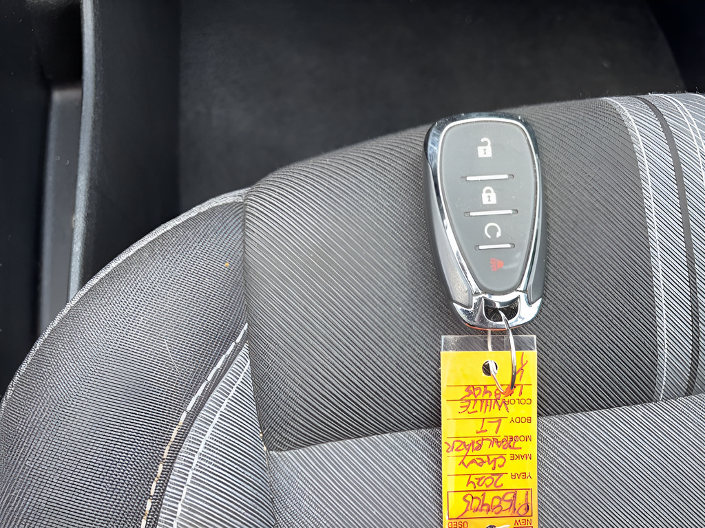 Used 2024 Chevrolet Blazer LT FWD image 19
