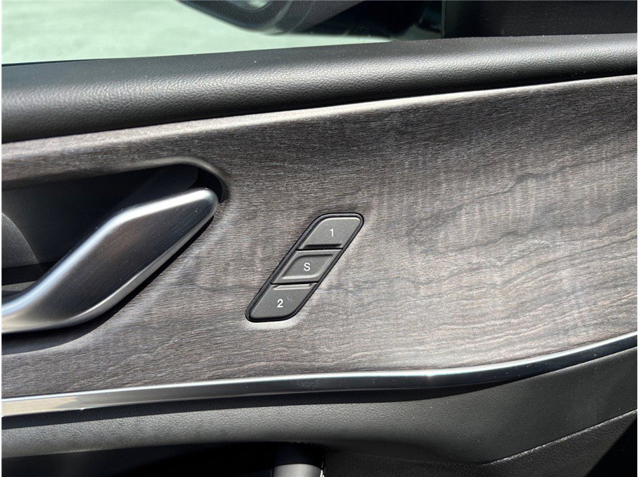 Used 2023 Jeep Grand Cherokee Overland image 27