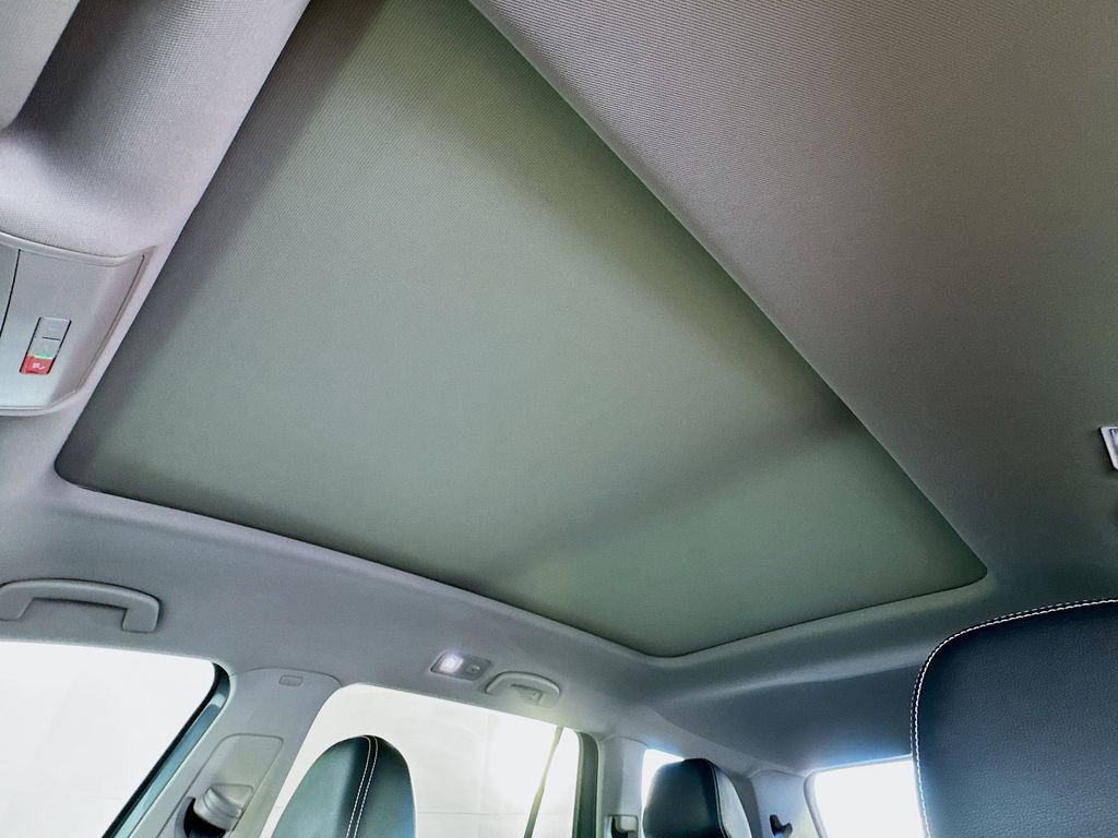 Used 2022 Volkswagen Atlas SE w/ Panoramic Sunroof Package image 21