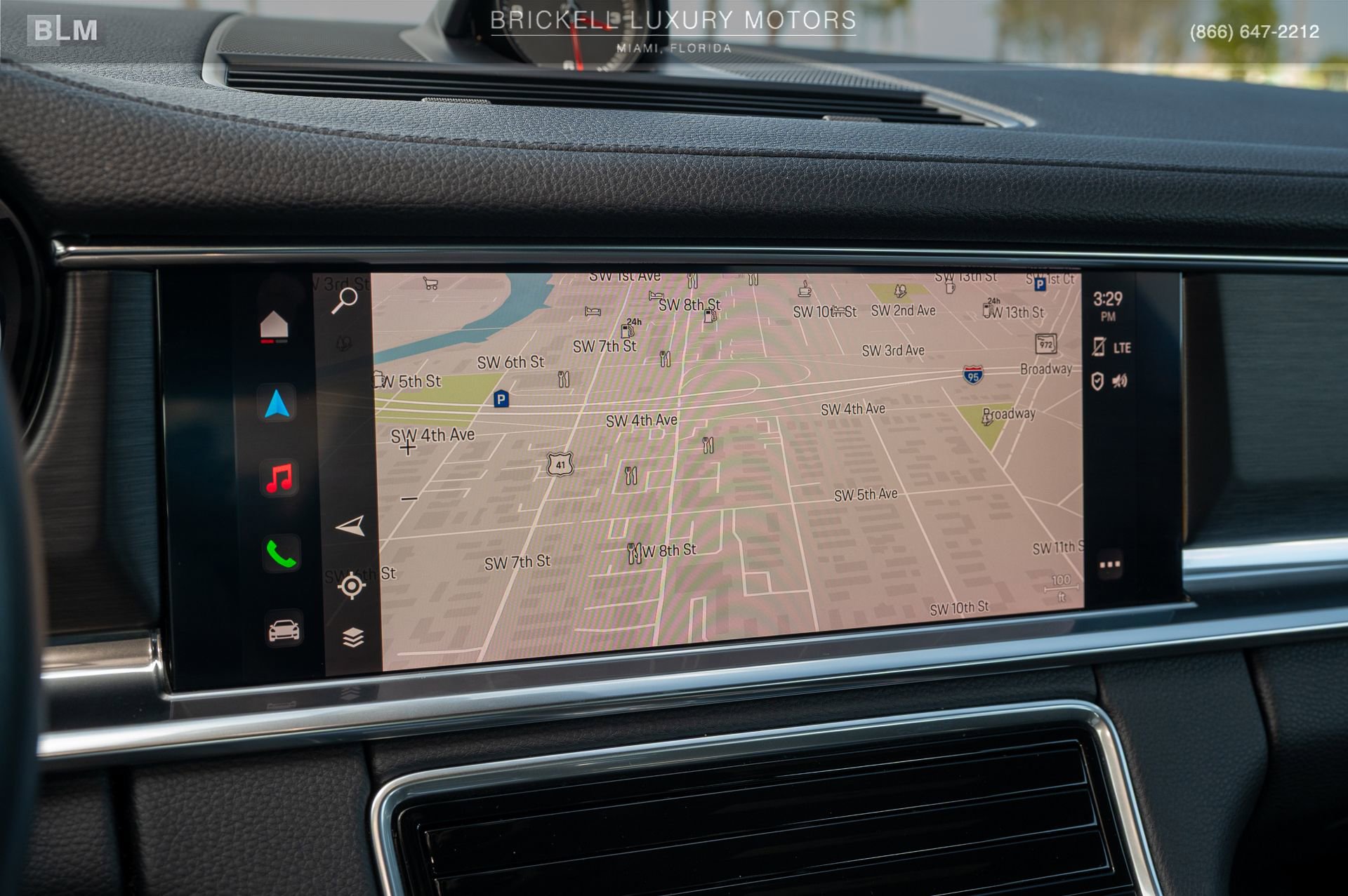 Used 2022 Porsche Panamera 4 Platinum Edition image 32