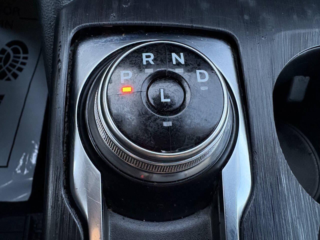Used 2020 Ford Escape SE FWD image 11