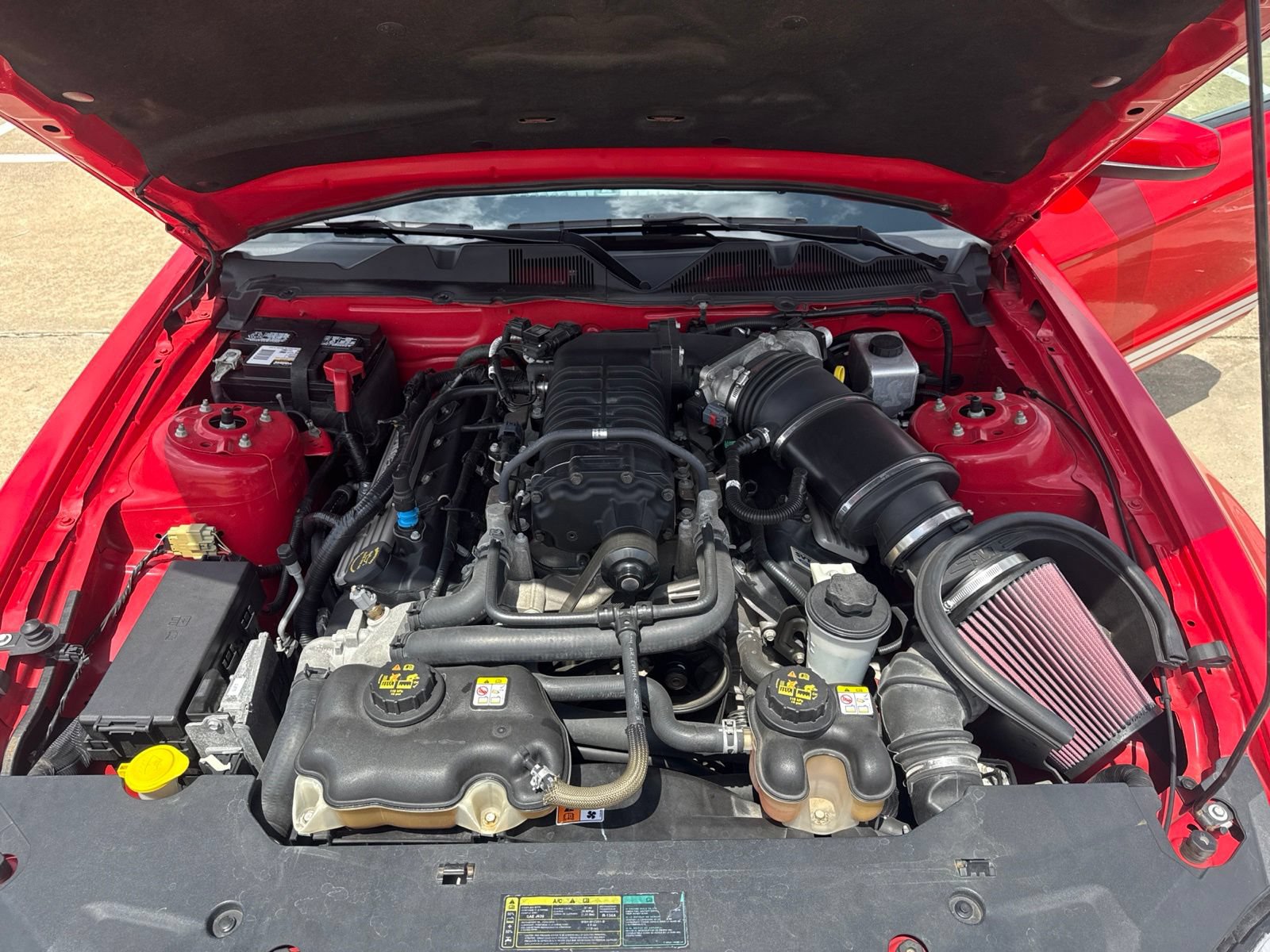 Used 2010 Ford Mustang Shelby GT500 RWD image 10