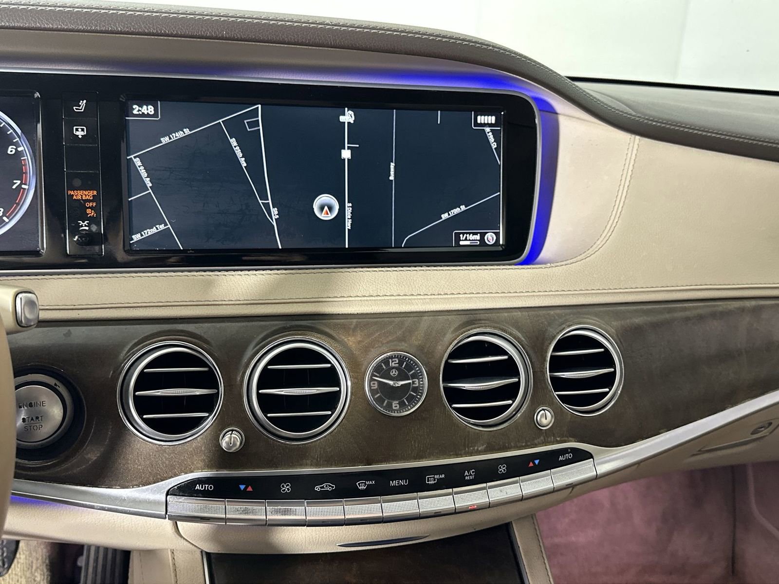 Used 2017 Mercedes-Benz S 550 4MATIC Sedan image 21