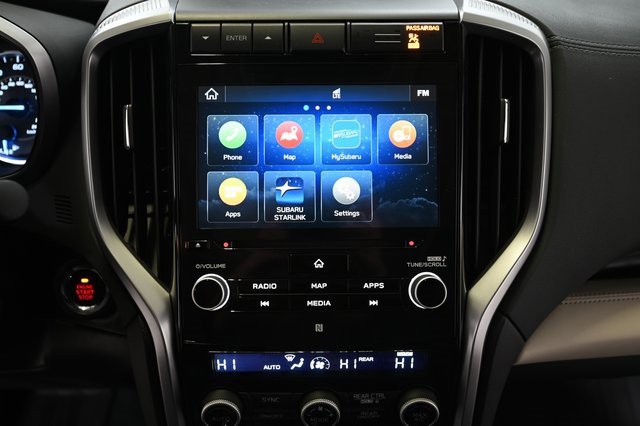 Used 2022 Subaru Ascent Limited w/ Technology Package image 5