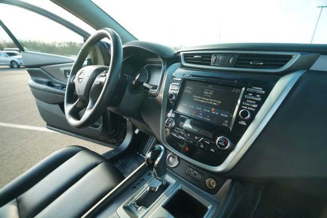 Used 2023 Nissan Murano SV image 31