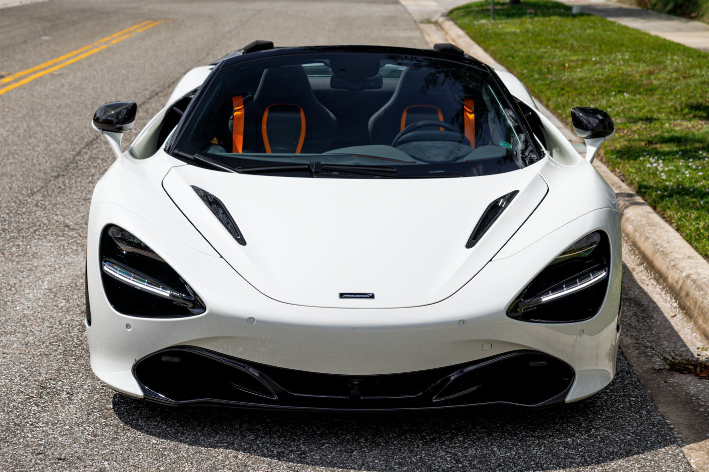 Used 2020 McLaren 720S Performance RWD image 3