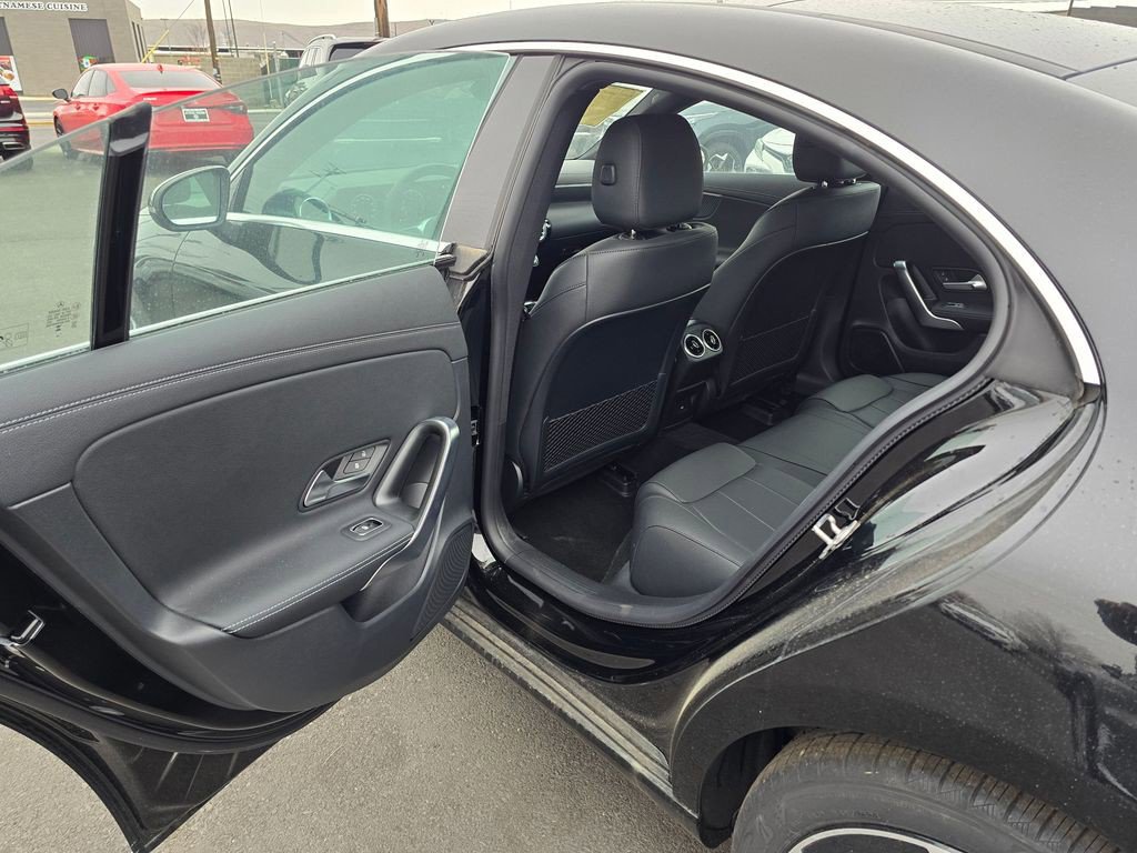 Used 2025 Mercedes-Benz CLA 250 4MATIC image 15