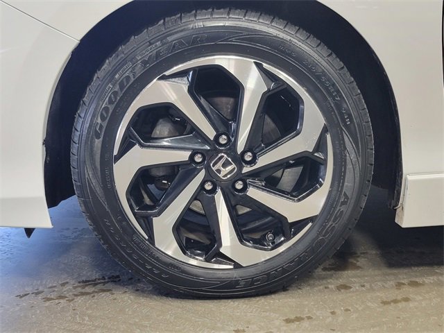 Used 2017 Honda Accord EX-L image 9