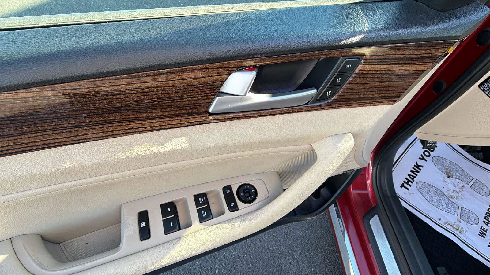 Used 2016 Hyundai Sonata Limited w/ Option Group 04 image 22