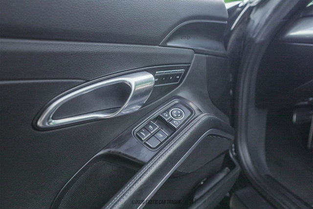 Used 2017 Porsche 911 Carrera S image 33