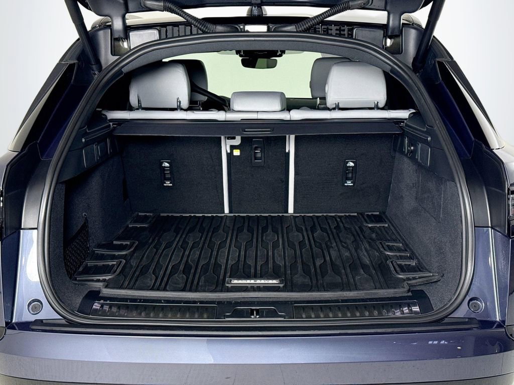 Used 2024 Land Rover Range Rover Velar Dynamic SE image 24