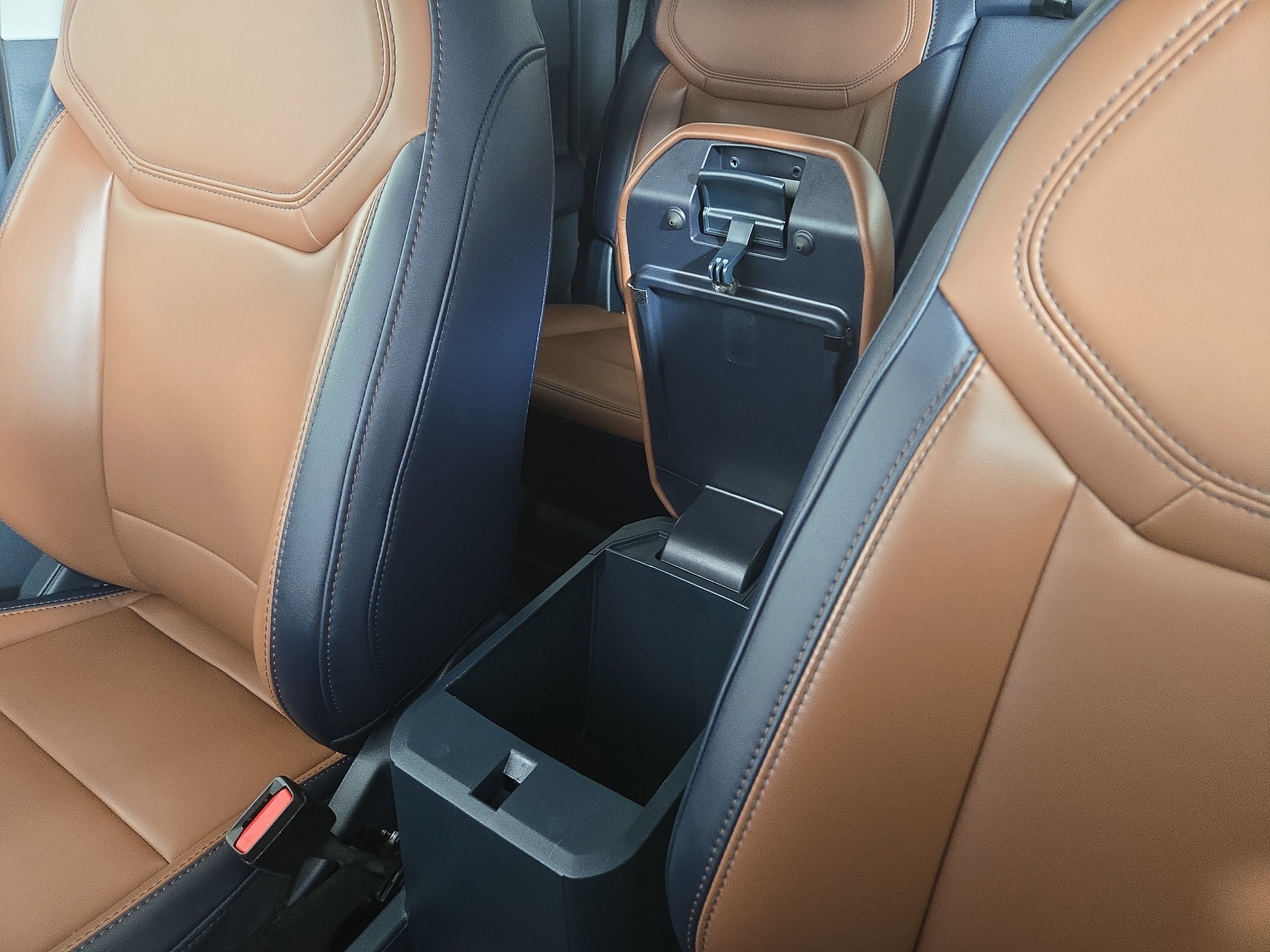 Used 2024 Ford Maverick Lariat image 28