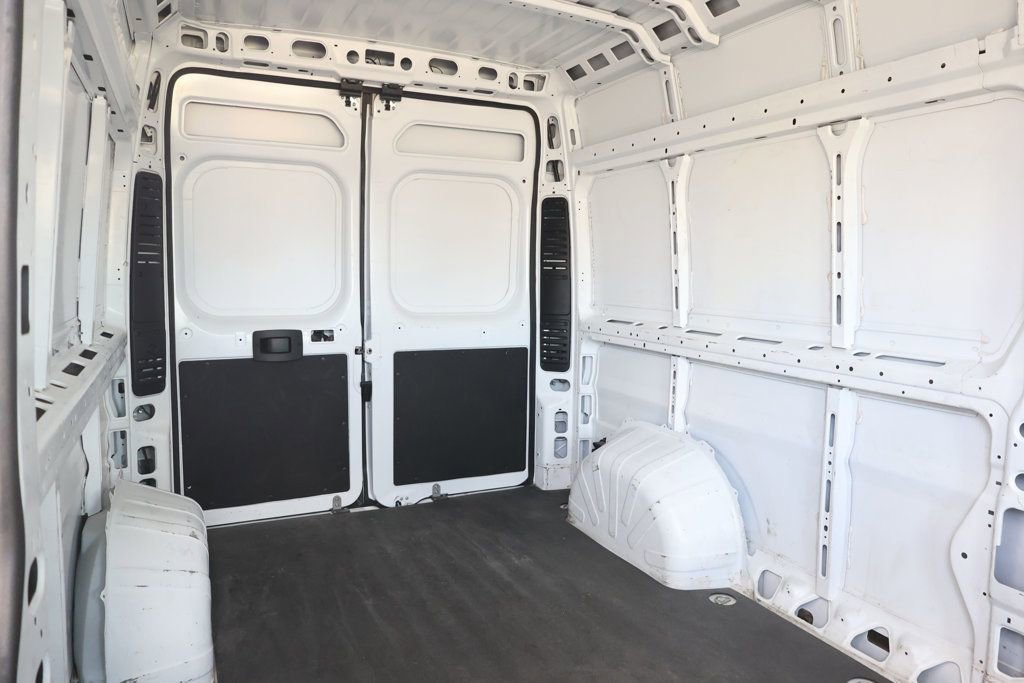 Used 2024 RAM ProMaster 2500 w/ Convenience Group FWD image 20