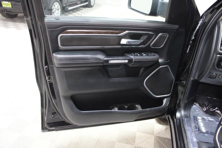 Used 2019 RAM 1500 Laramie image 13