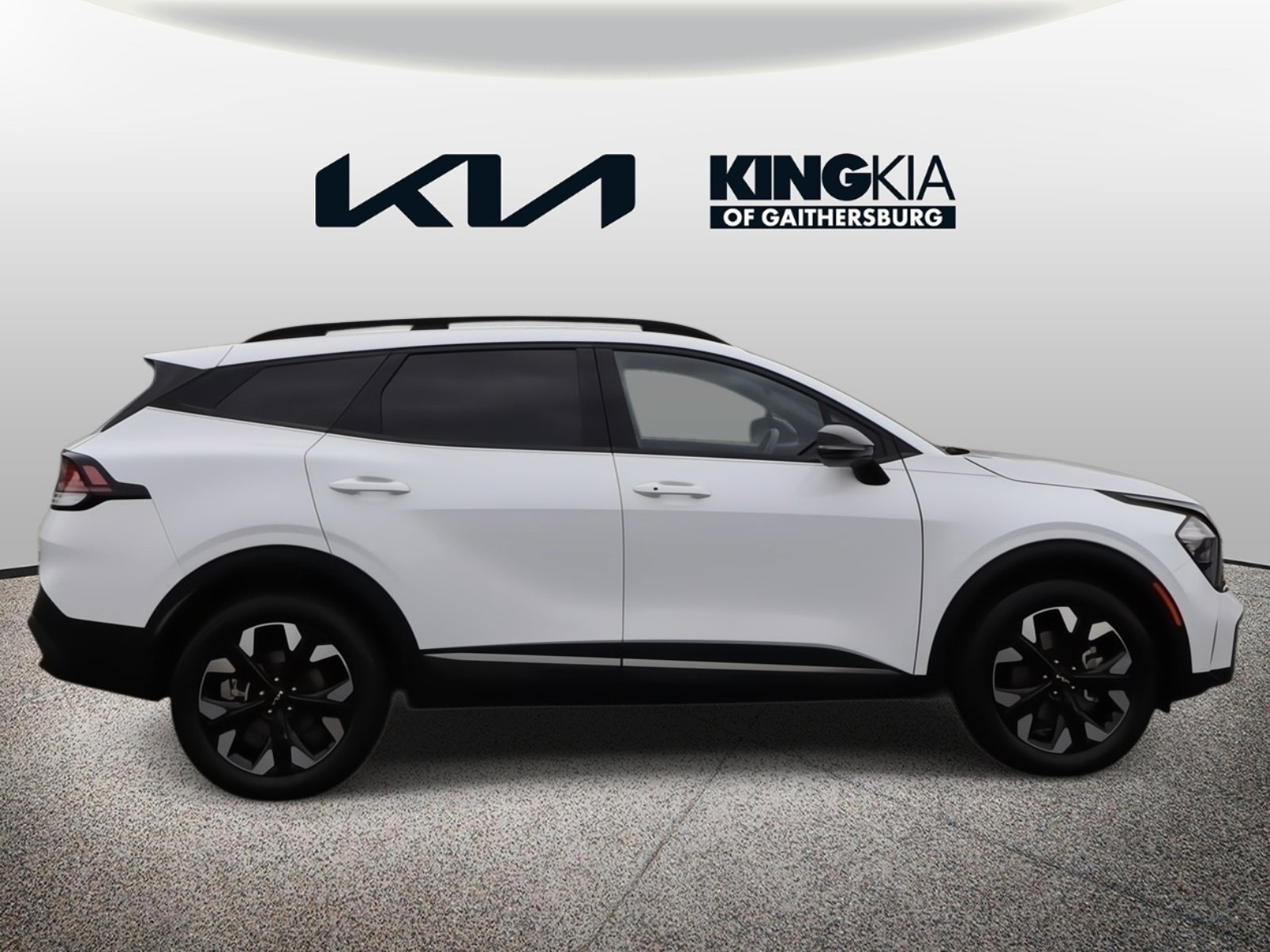 Certified 2023 Kia Sportage X-Line image 2