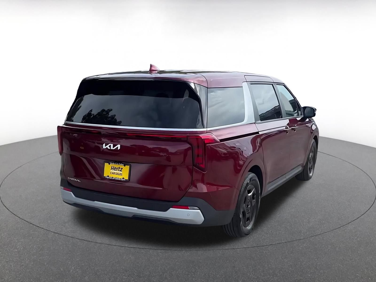 Used 2026 Kia Carnival FWD image 14